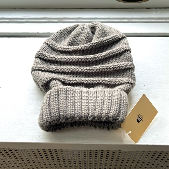 Furtalk winter knit hat NWT - Picture 3 of 9